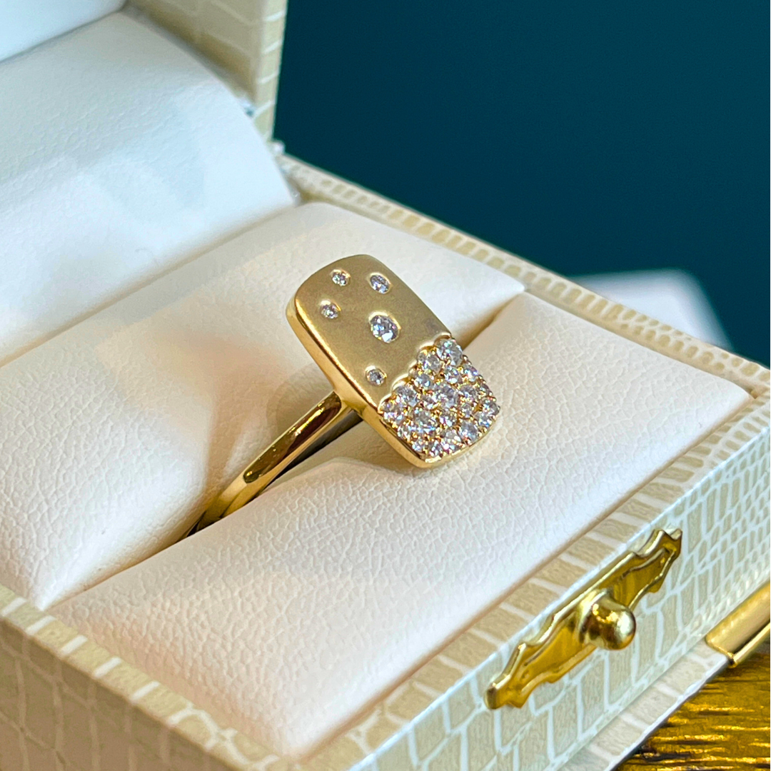 14k Satin Diamond Bar Ring