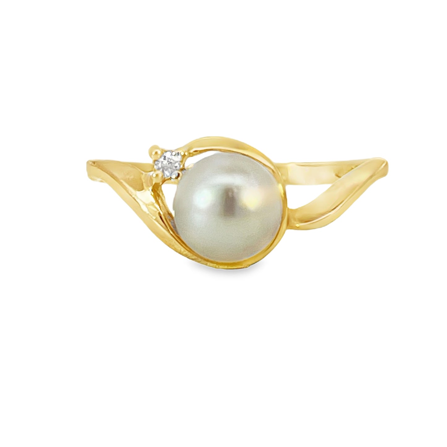 14 Karat Yellow Gold Pearl Ring with Diamond Accent