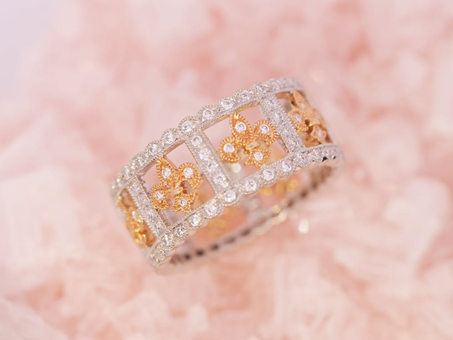18k Two-Tone Fleur-de-lis Ring